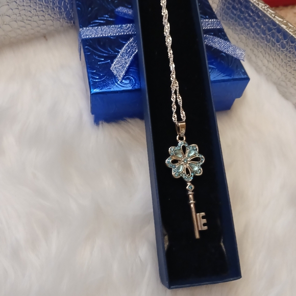 Key To My Heart Sterling Silver Pendant Necklace - Picture 13 of 13